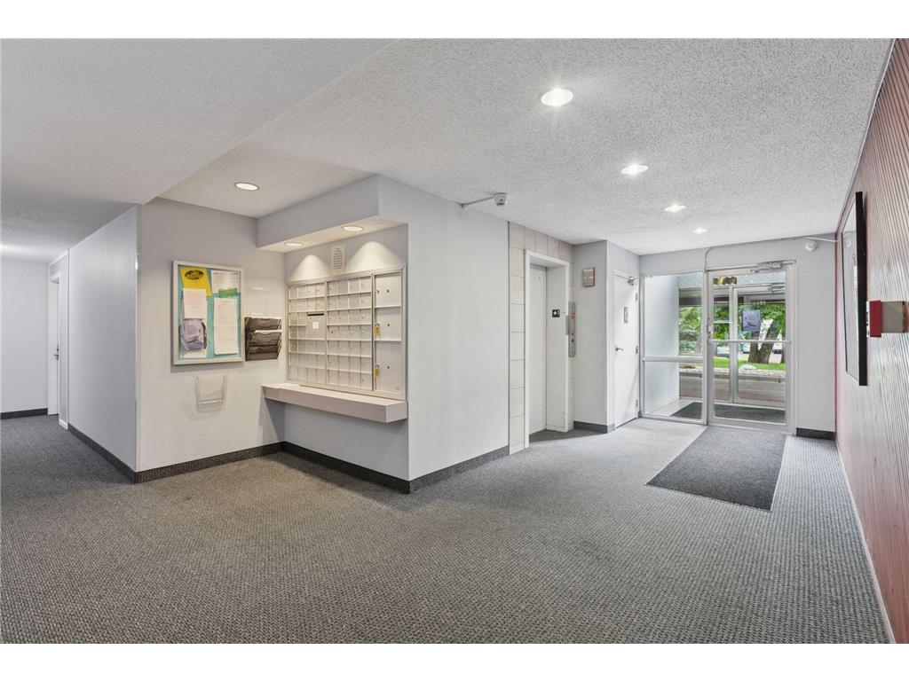 3399 Kent Street #211 Shoreview MN 55126 - Owasso 6774342 image21