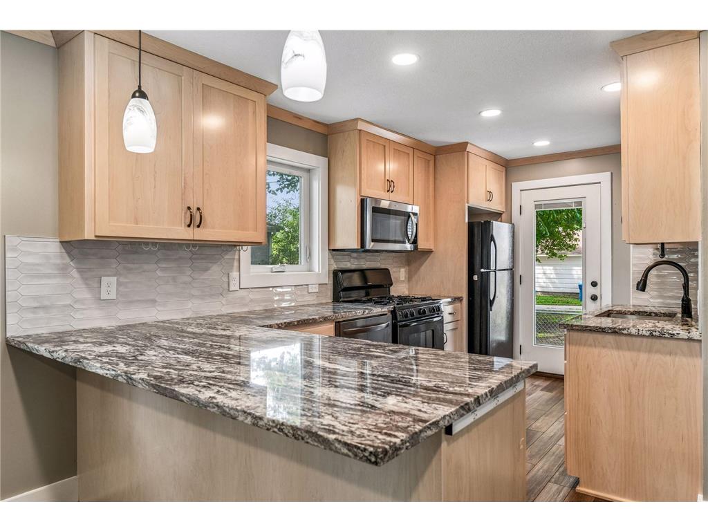 34 14th Avenue N Hopkins MN 55343 7101188 image4