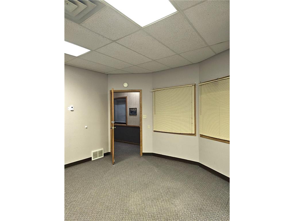 34 Central Avenue S #8 Elbow Lake MN 56531 6706906 image2