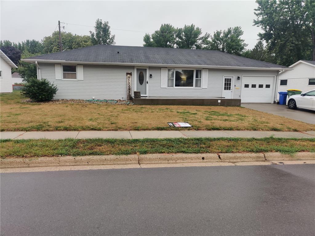 34 Elbon Drive, Pipestone, MN, 56164 MLS 6245602 Edina Realty