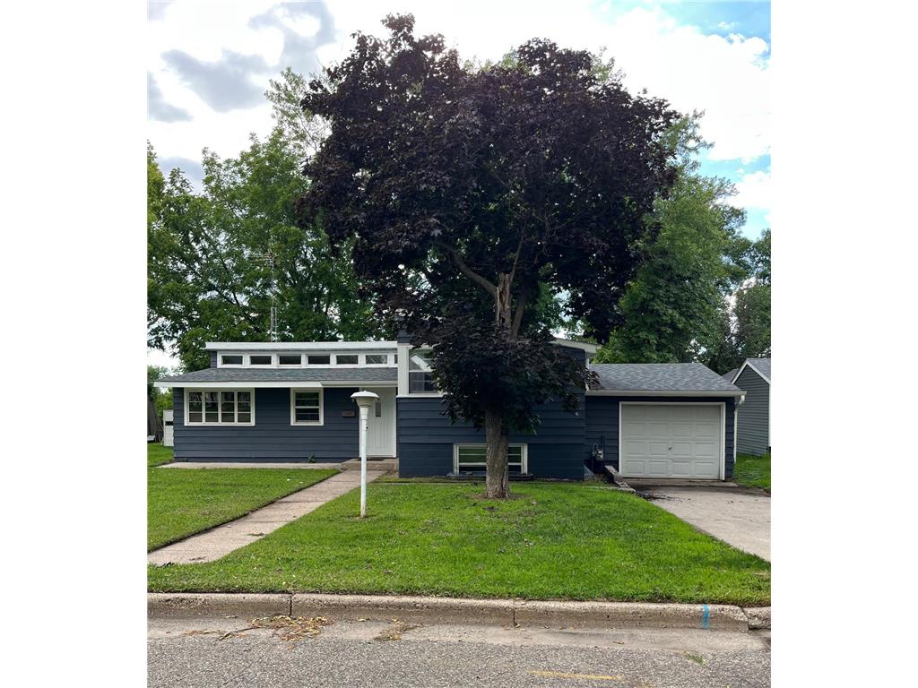 34 S Fuller Avenue Litchfield MN 55355 6417842 image1