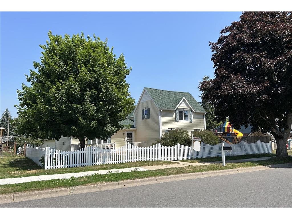 340 1st Avenue NW Plainview MN 55964 6389561 image1