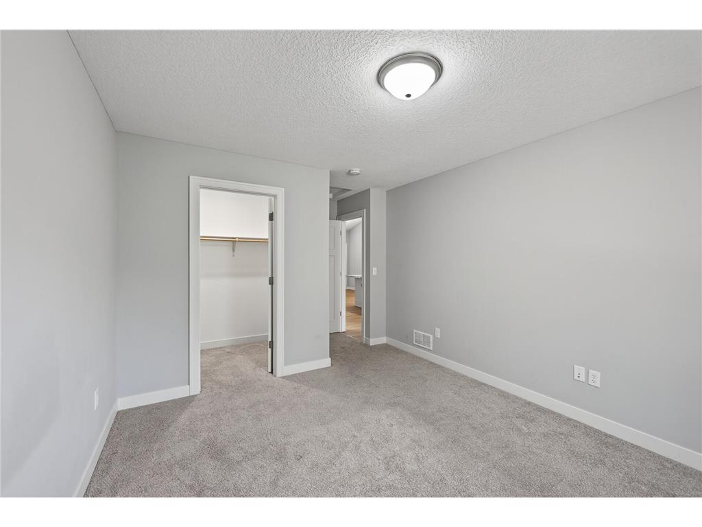 340 21st Avenue SW Cambridge MN 55008 6818628 image22