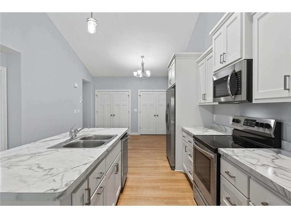 340 21st Avenue SW Cambridge MN 55008 6818628 image7