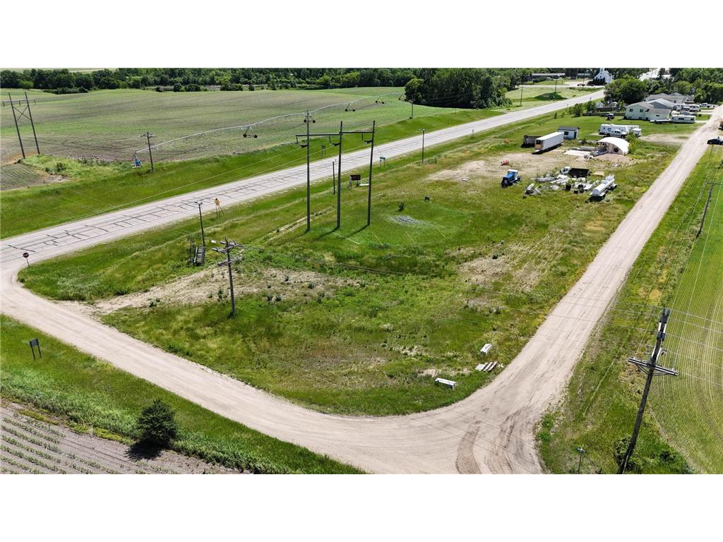 340 & 324 N Pelican Street Elizabeth MN 56533 7020754 image10