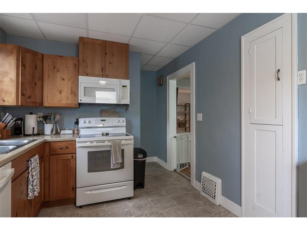340 Nicollet Avenue North Mankato MN 56003 7083102 image13