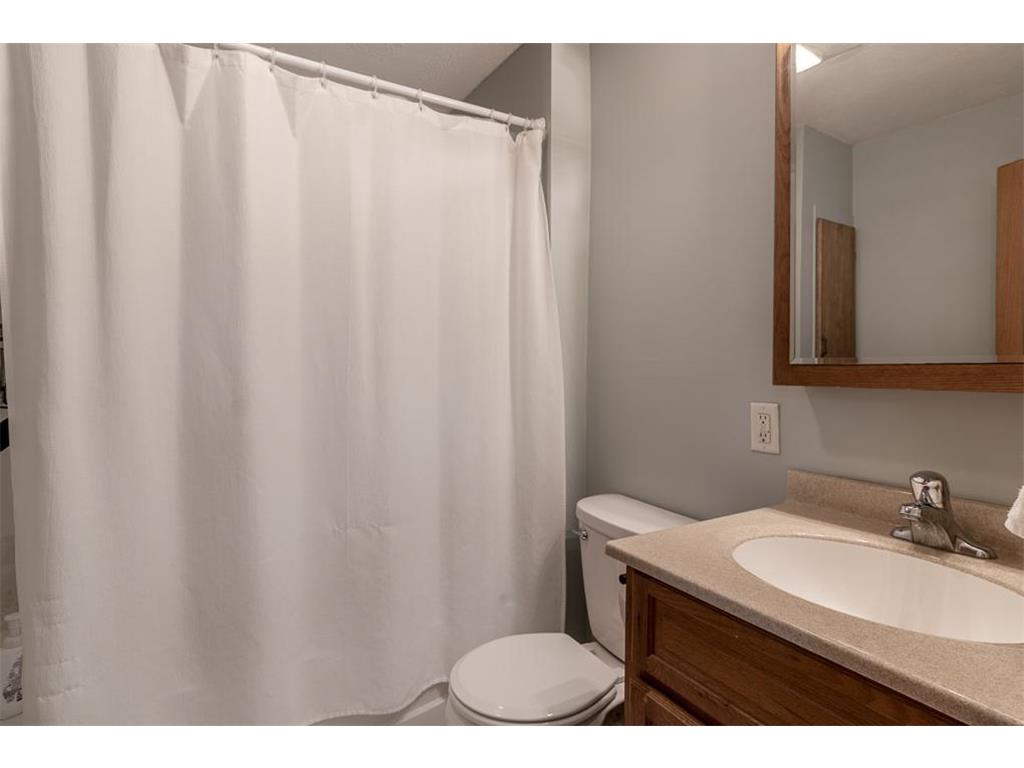 340 Nicollet Avenue North Mankato MN 56003 7083102 image20