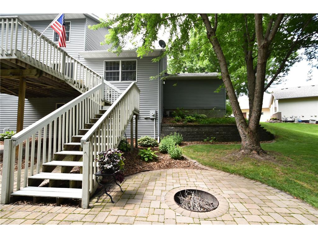 340 Perry Court Zumbrota MN 55992 7049577 image17