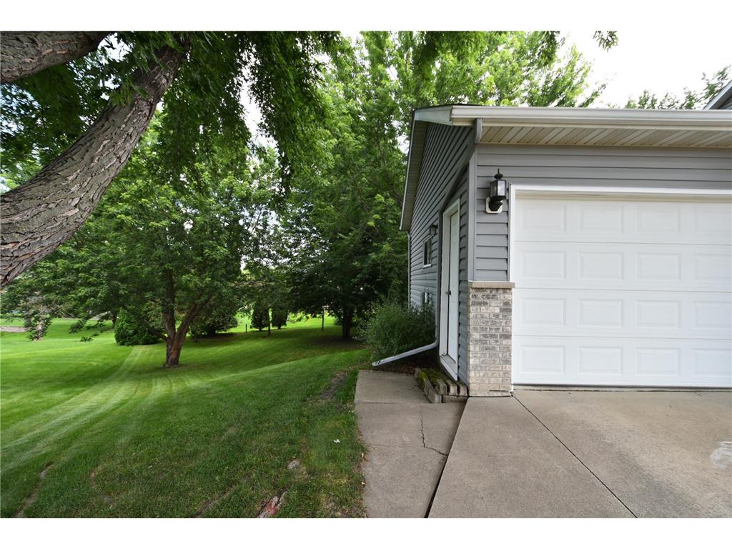 340 Perry Court Zumbrota MN 55992 7049577 image22