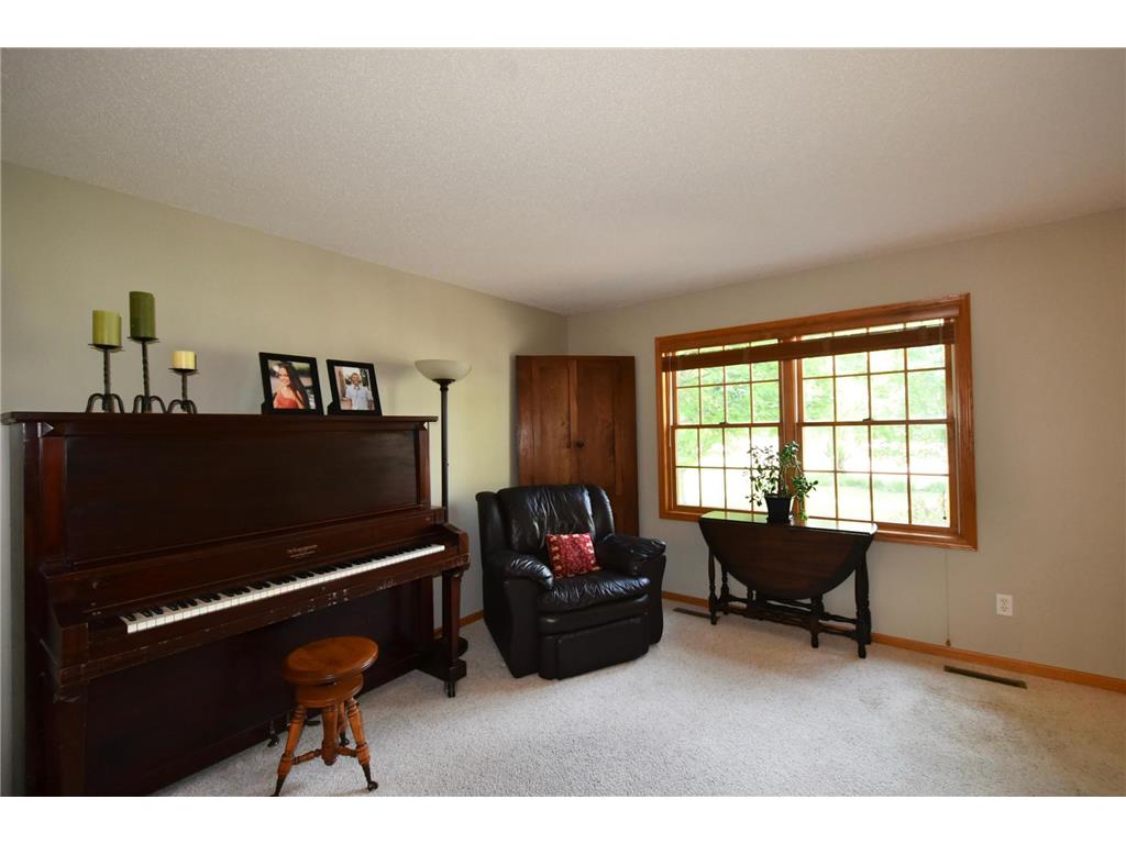 340 Perry Court Zumbrota MN 55992 7049577 image45