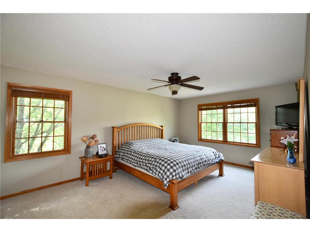 340 Perry Court Zumbrota MN 55992 7049577 image47