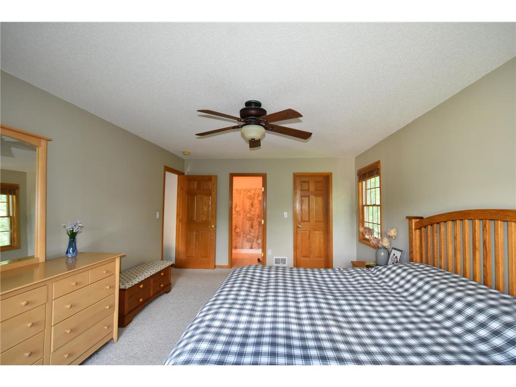 340 Perry Court Zumbrota MN 55992 7049577 image48
