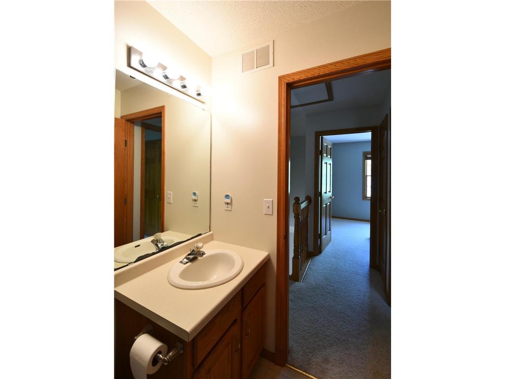 340 Perry Court Zumbrota MN 55992 7049577 image54