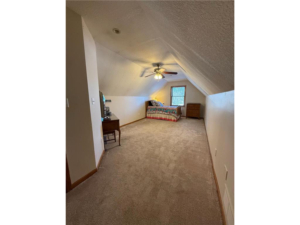 340 S Owasso Boulevard W Roseville MN 55113 7033391 image25