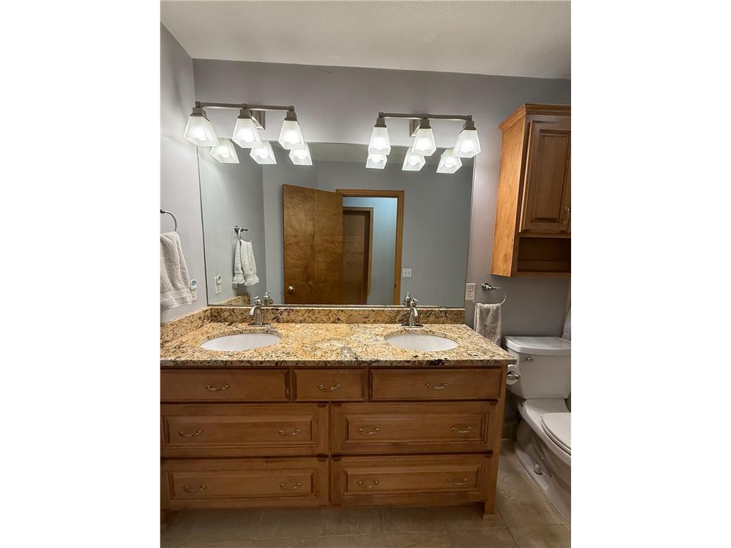 340 S Owasso Boulevard W Roseville MN 55113 7033391 image26