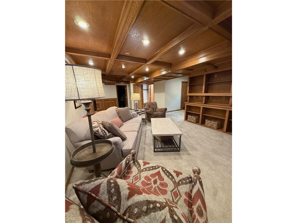 340 S Owasso Boulevard W Roseville MN 55113 7033391 image31