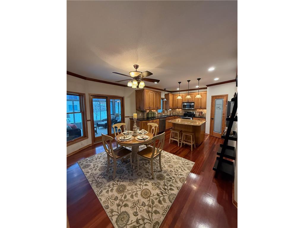 340 S Owasso Boulevard W Roseville MN 55113 7033391 image4