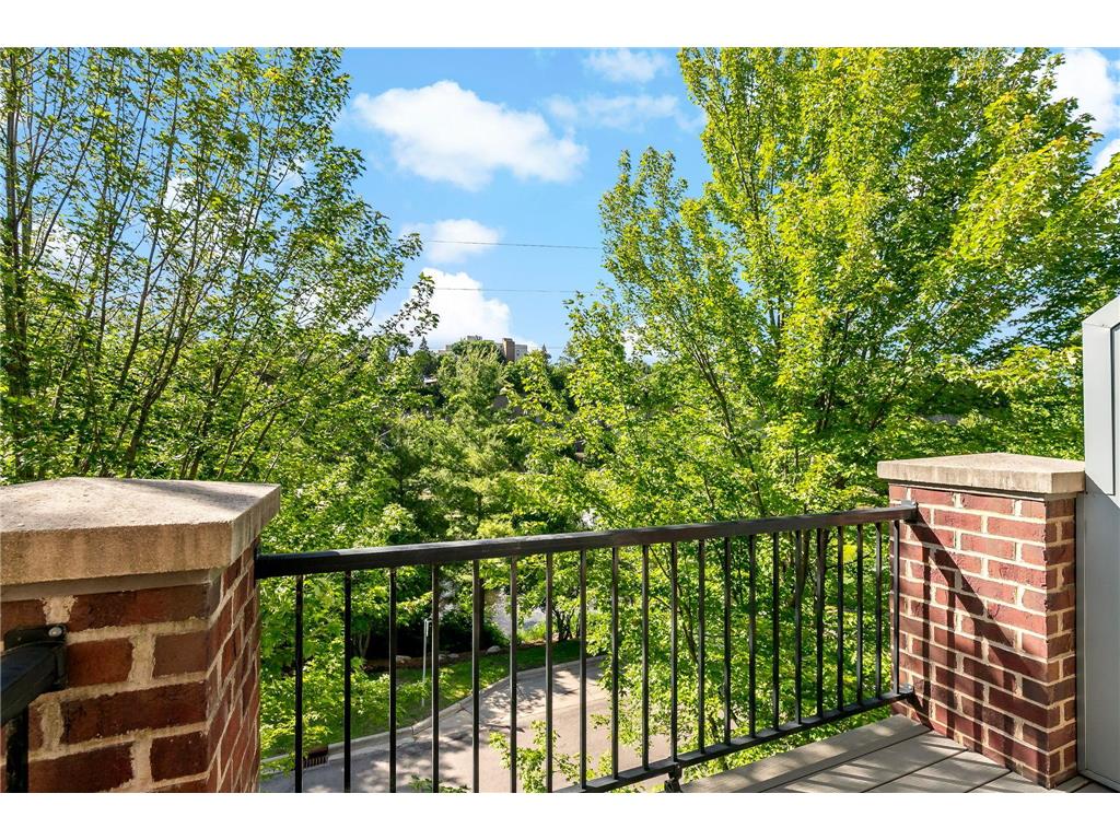 340 Spring Street Saint Paul MN 55102 7095028 image14