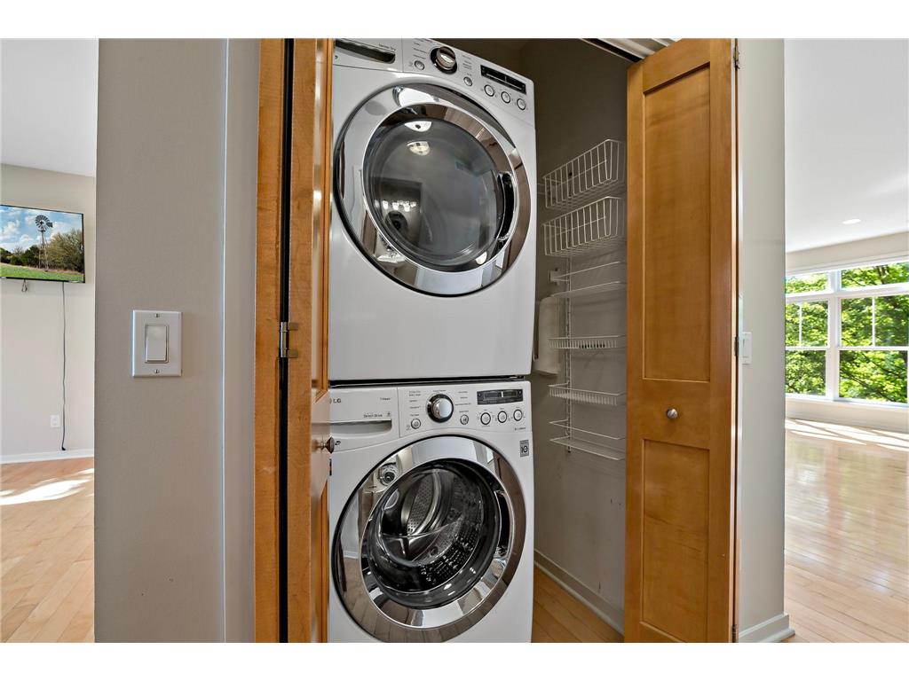 340 Spring Street Saint Paul MN 55102 7095028 image16