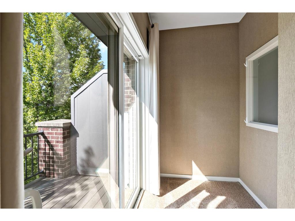 340 Spring Street Saint Paul MN 55102 7095028 image19