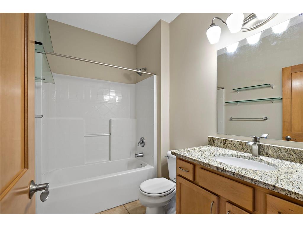 340 Spring Street Saint Paul MN 55102 7095028 image24