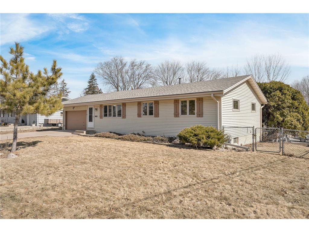 3400 Hillsboro Avenue N New Hope MN 55427 6680174 image2