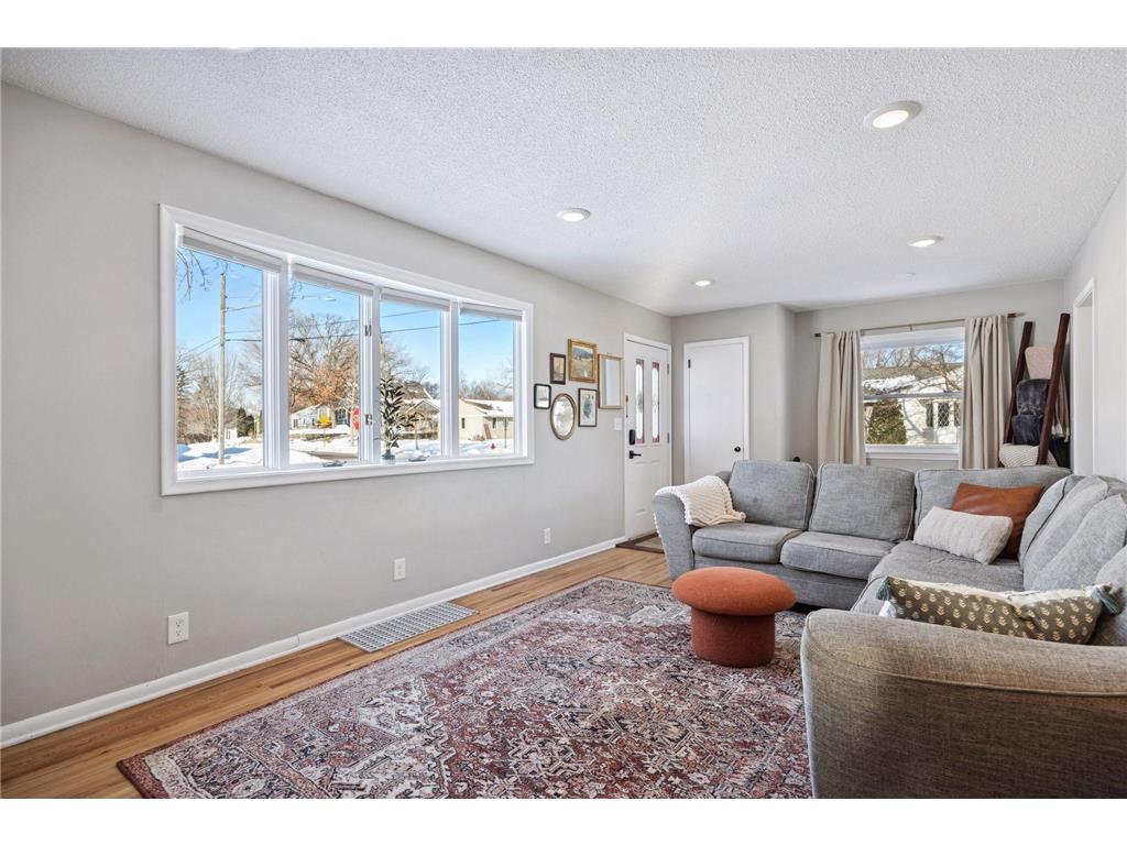 3401 Aquila Avenue S Saint Louis Park MN 55426 7013373 image2