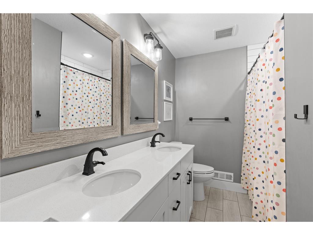3401 Harding Street NE Saint Anthony MN 55418 7093577 image29