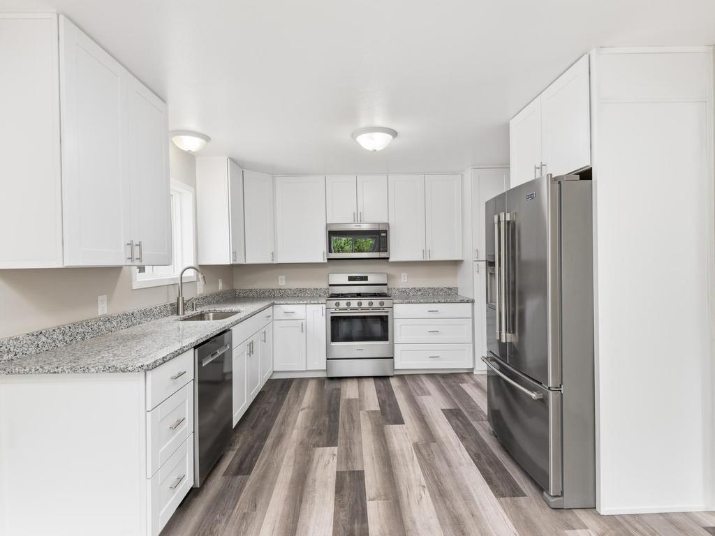 3404 Indiana Avenue N Robbinsdale MN 55422 7074681 image2