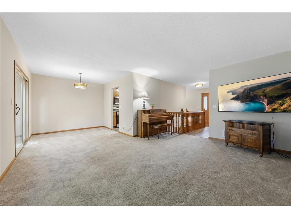 3404 Red Oak Circle N Burnsville MN 55337 7088671 image12