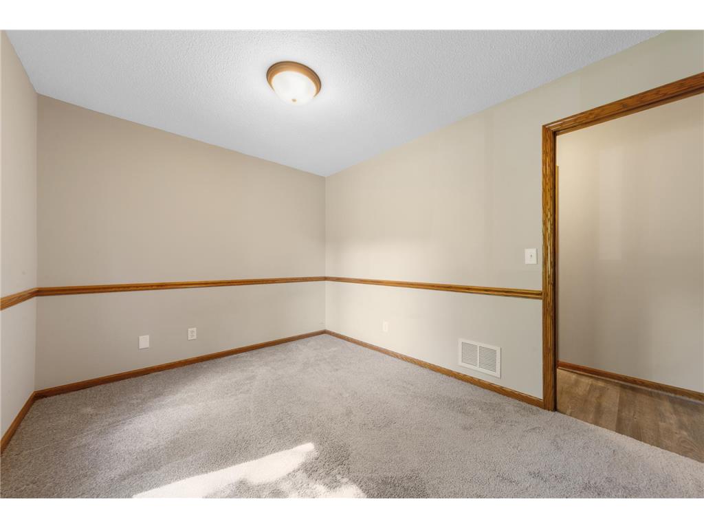 3404 Red Oak Circle N Burnsville MN 55337 7088671 image25