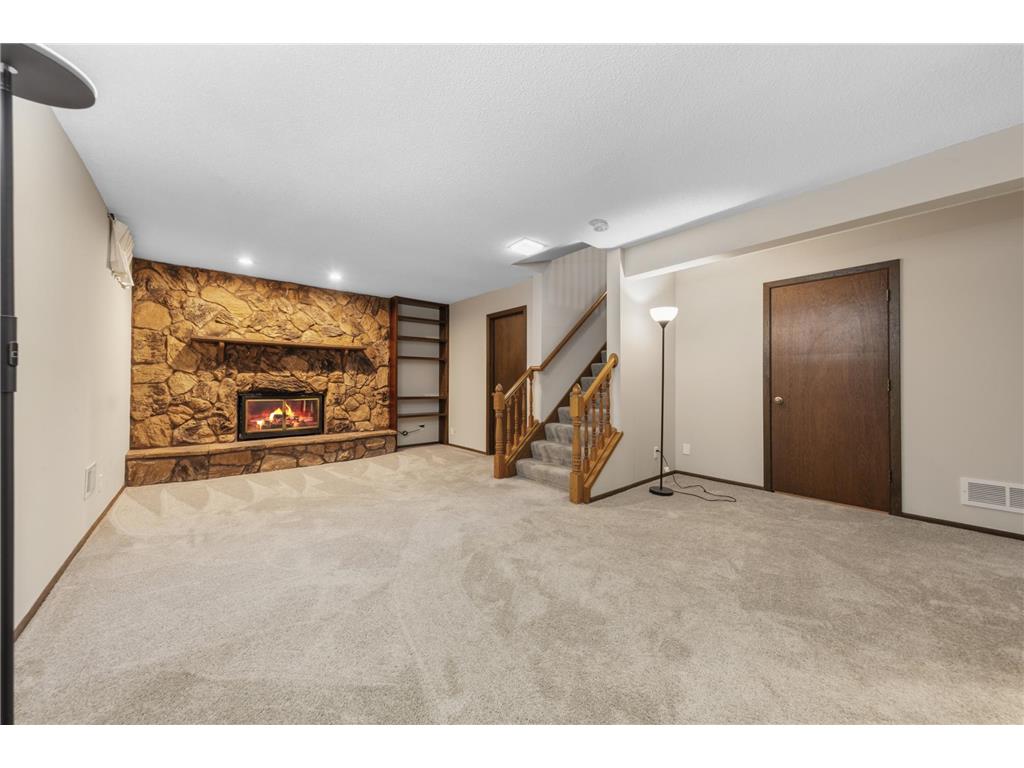 3404 Red Oak Circle N Burnsville MN 55337 7088671 image34