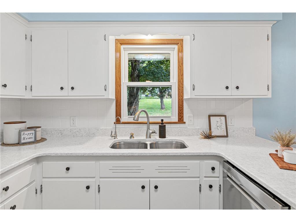 3405 Highland Drive Burnsville MN 55337 7078646 image9