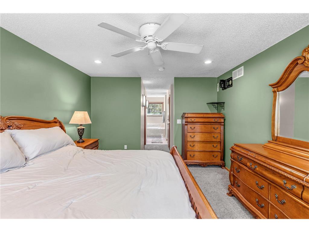 3406 Hartford Road Woodbury MN 55125 7069316 image23