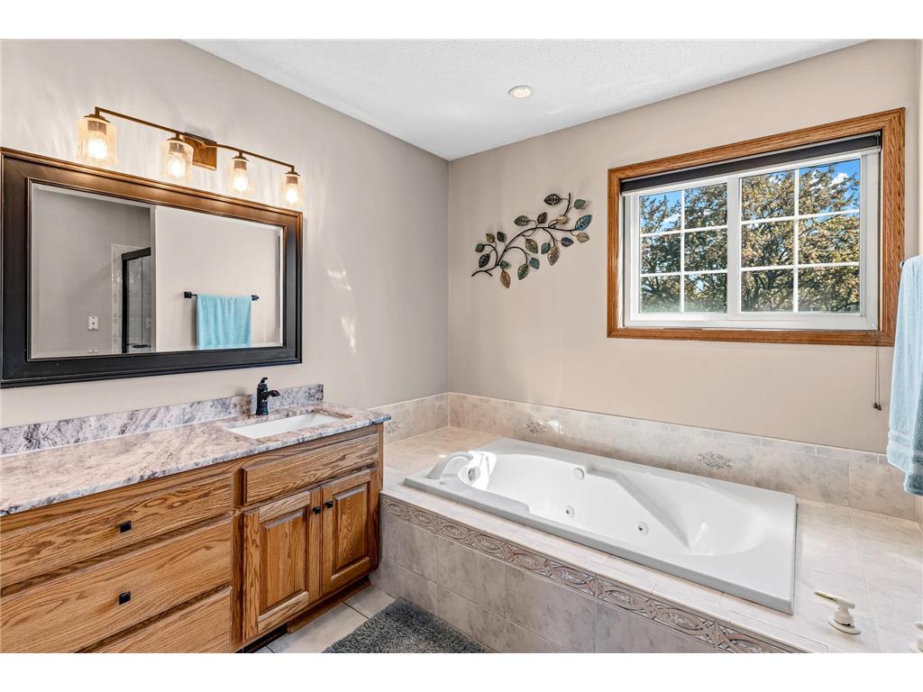 3406 Hartford Road Woodbury MN 55125 7069316 image24