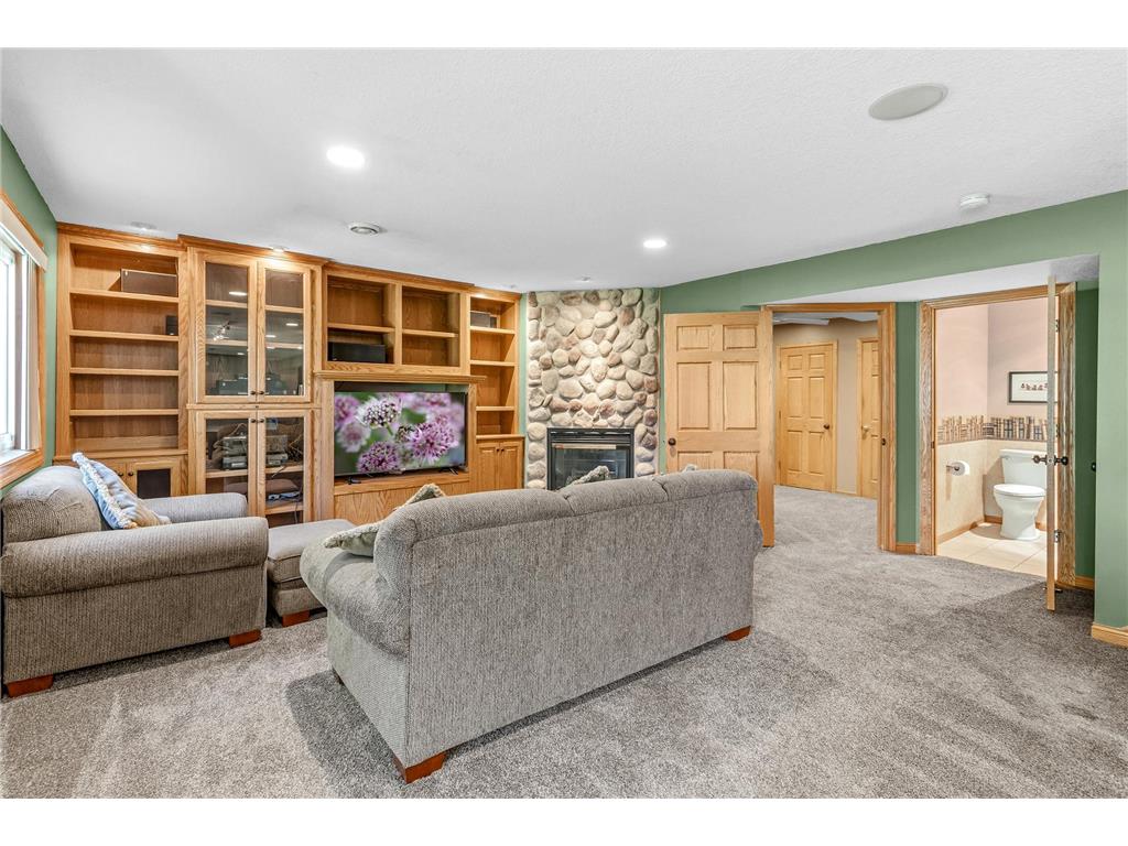 3406 Hartford Road Woodbury MN 55125 7069316 image35