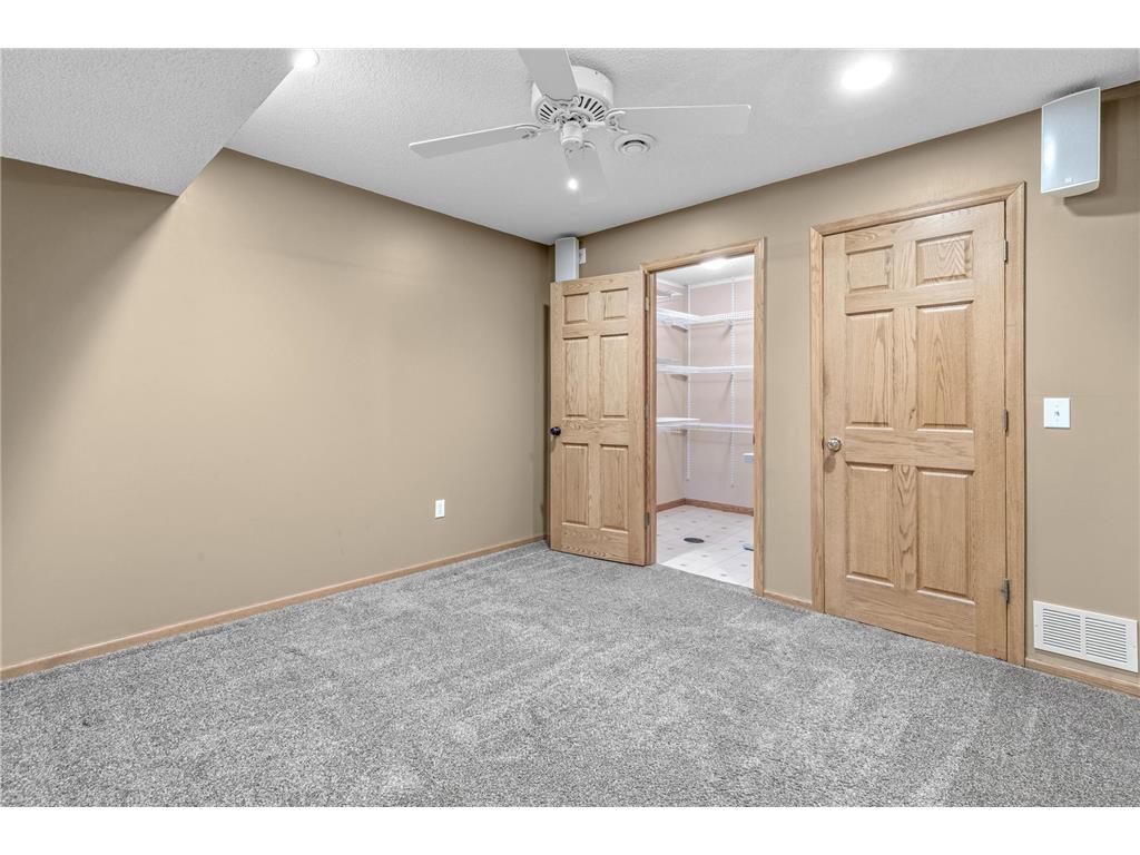 3406 Hartford Road Woodbury MN 55125 7069316 image41