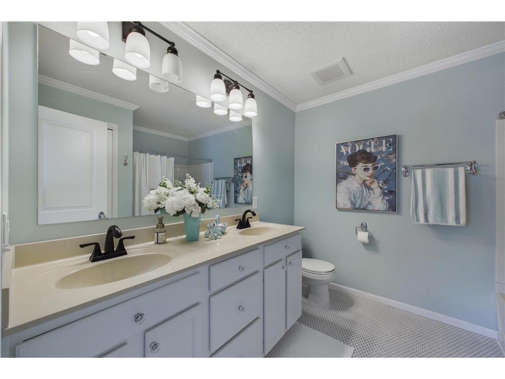 3406 Hazel Trail #D Woodbury MN 55129 7051608 image14