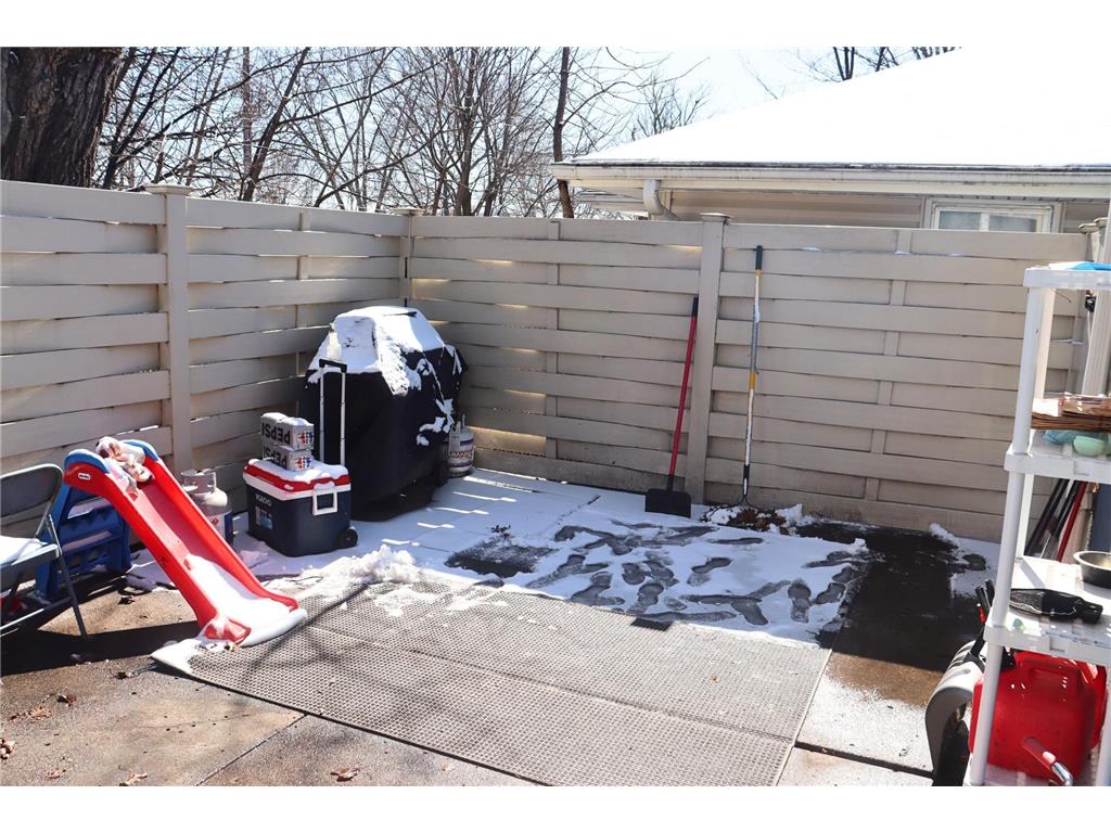 3406 Knox Avenue N Minneapolis MN 55412 7040060 image11
