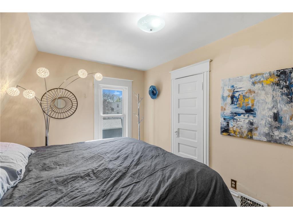 3407 Garfield Avenue Minneapolis MN 55408 7069335 image19