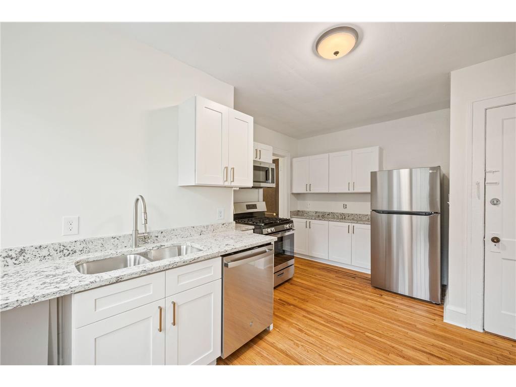 3407 Lyndale Avenue S Minneapolis MN 55408 7023006 image10
