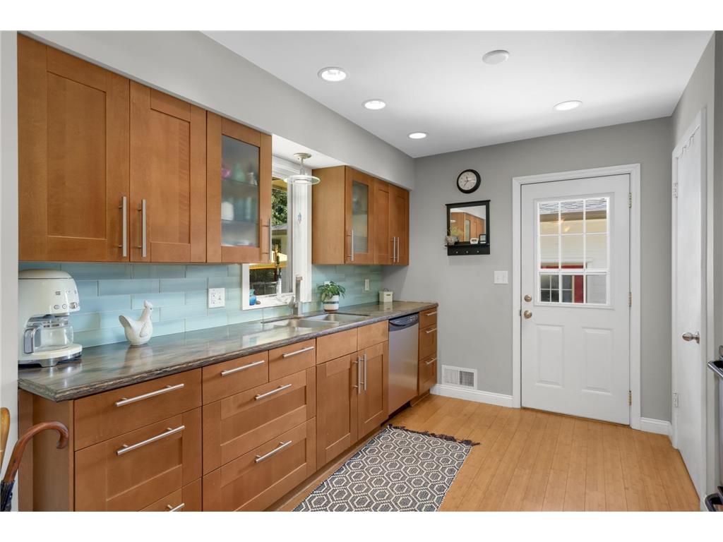 3407 Payne Avenue Vadnais Heights MN 55127 7108686 image11