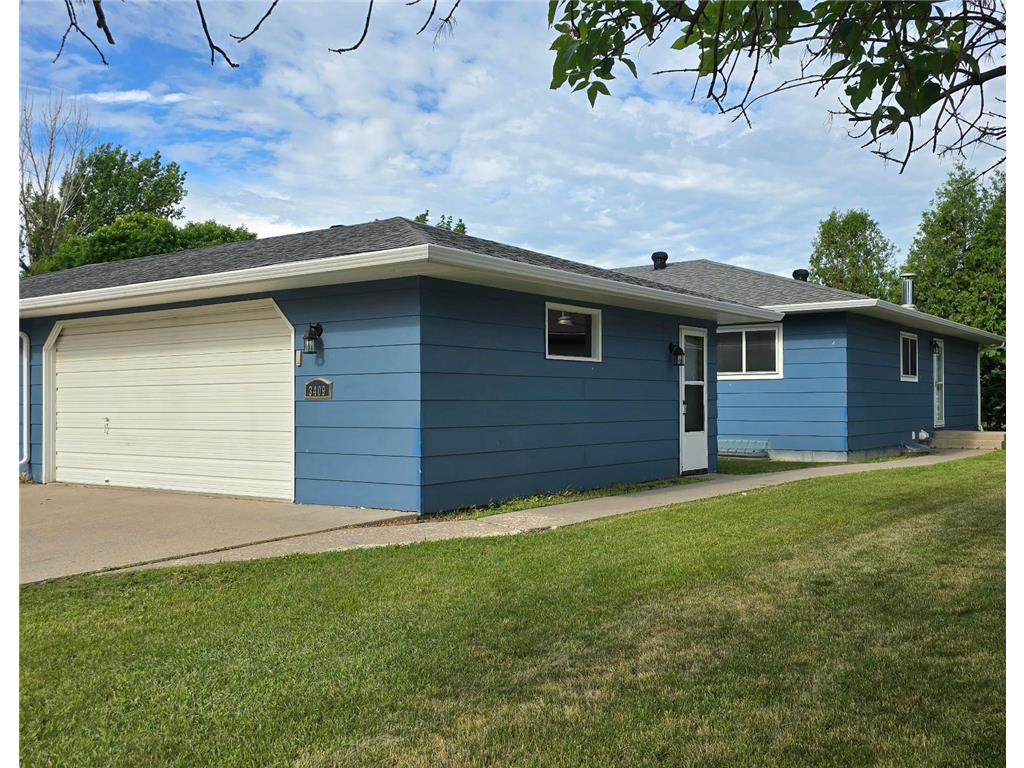 3409 12th Street S Moorhead MN 56560 7099719 image1
