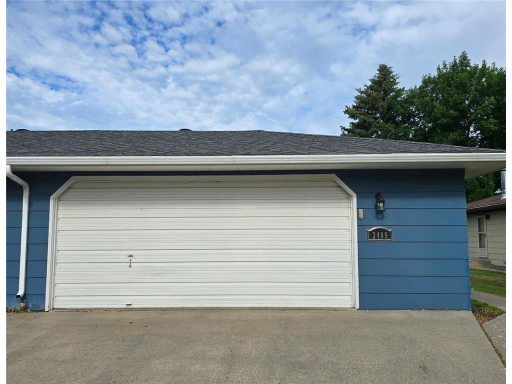 3409 12th Street S Moorhead MN 56560 7099719 image2