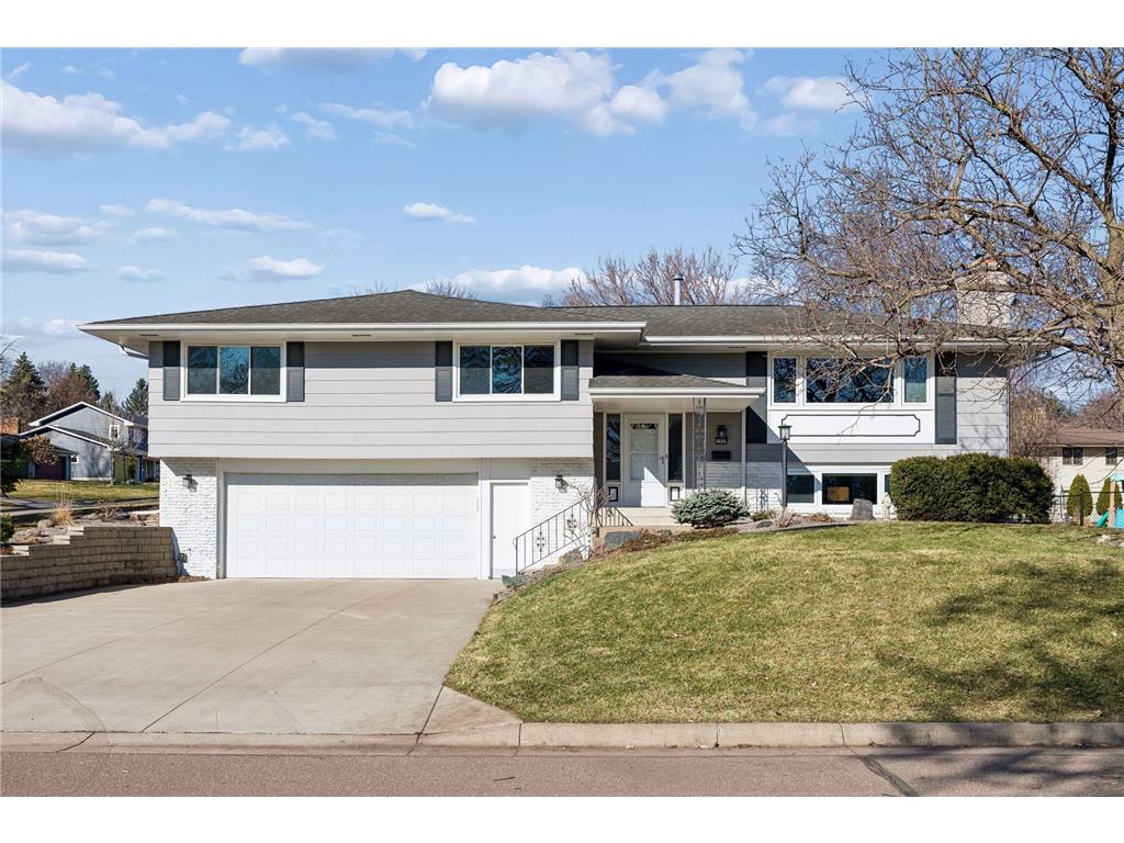 3409 Maplewood Drive Saint Anthony MN 55418 7042532 image1