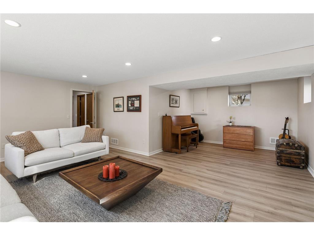 3409 Maplewood Drive Saint Anthony MN 55418 7042532 image25