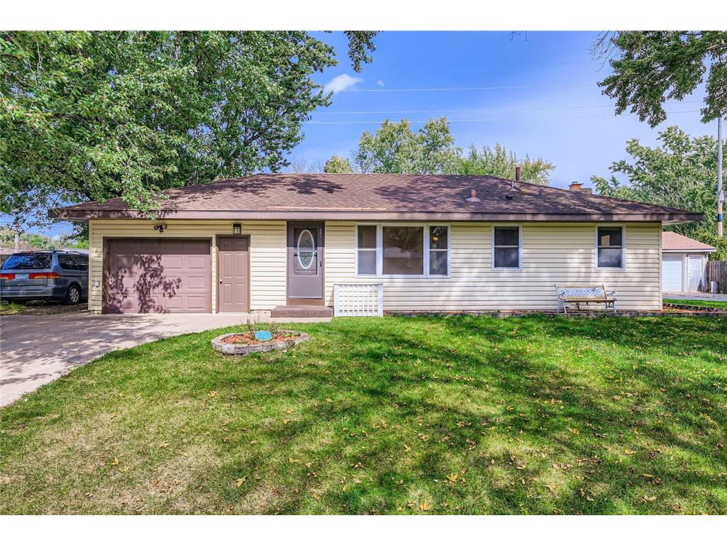 341 109th Avenue NW Coon Rapids MN 55448 6780539 image1