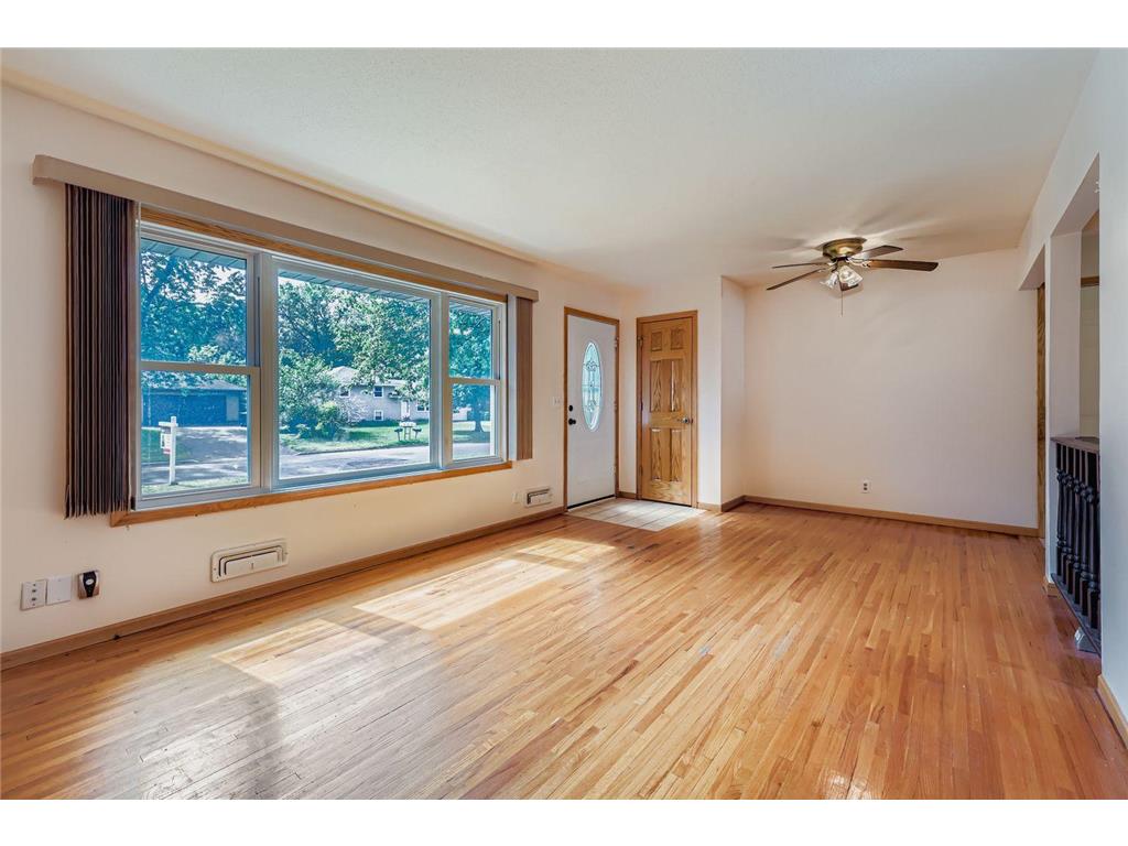 341 109th Avenue NW Coon Rapids MN 55448 6780539 image10