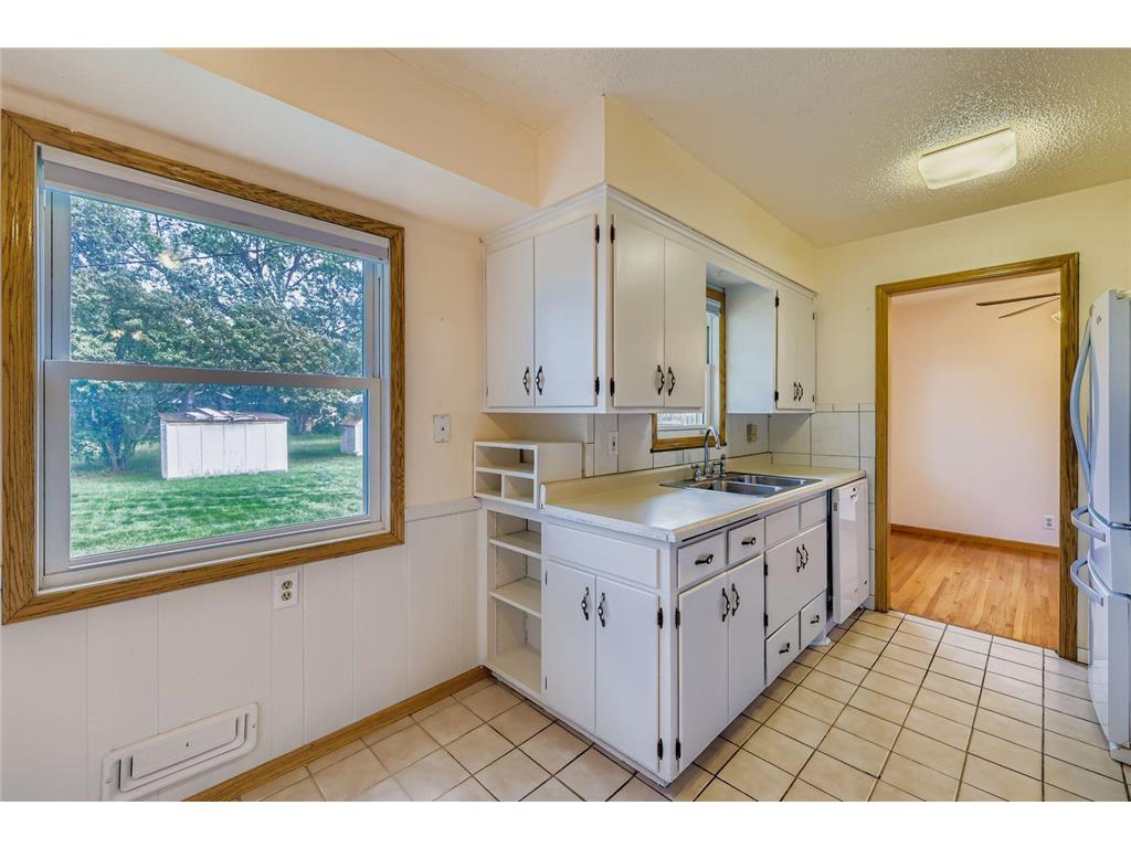 341 109th Avenue NW Coon Rapids MN 55448 6780539 image6