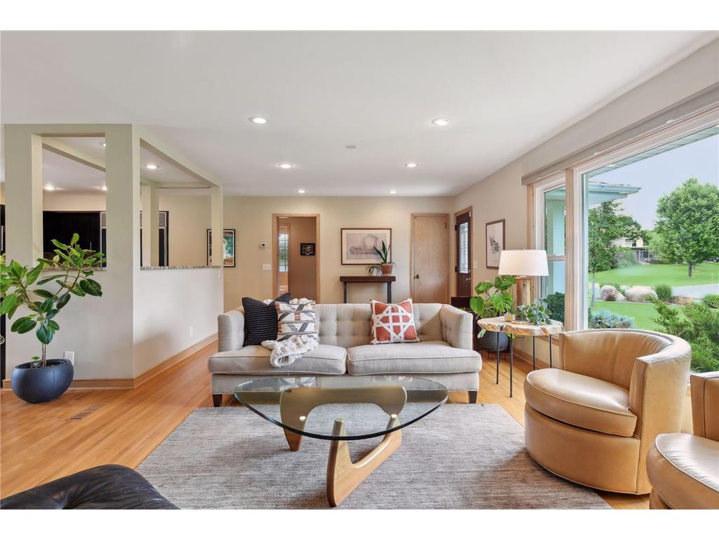 341 Burntside Drive Golden Valley MN 55422 6552721 image1